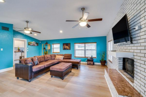 Family-Friendly Davenport Home with Fire Pit!